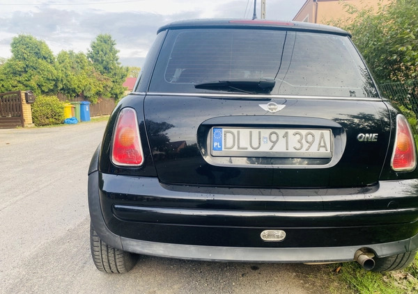 MINI ONE cena 7999 przebieg: 205900, rok produkcji 2002 z Legnica małe 137